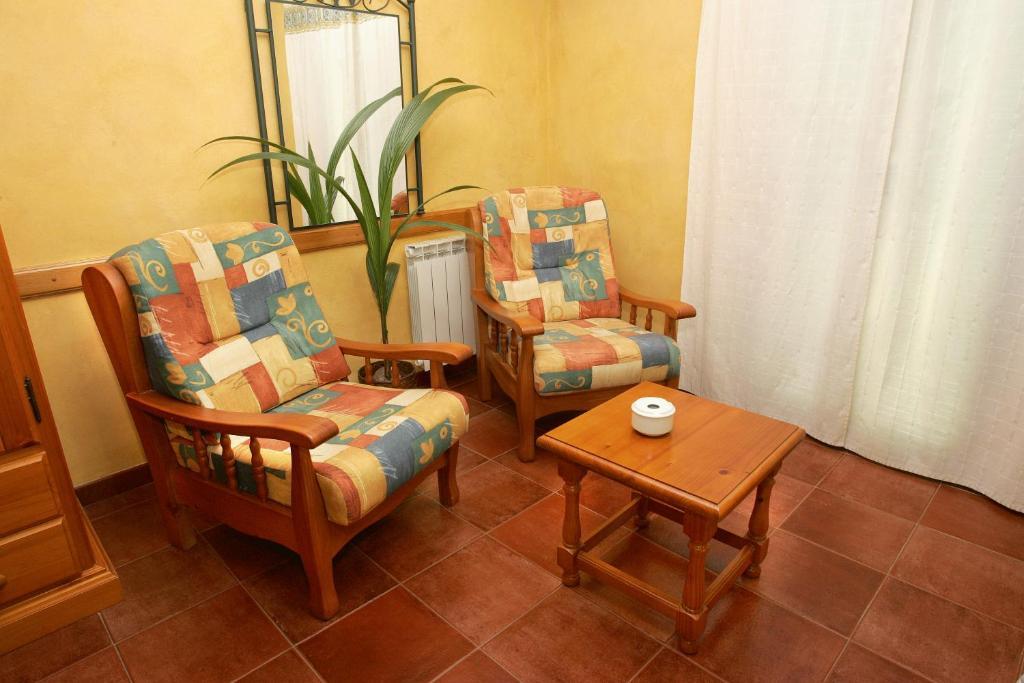 Hotel Rural Ocell Francolí Espluga de Francolí Esterno foto