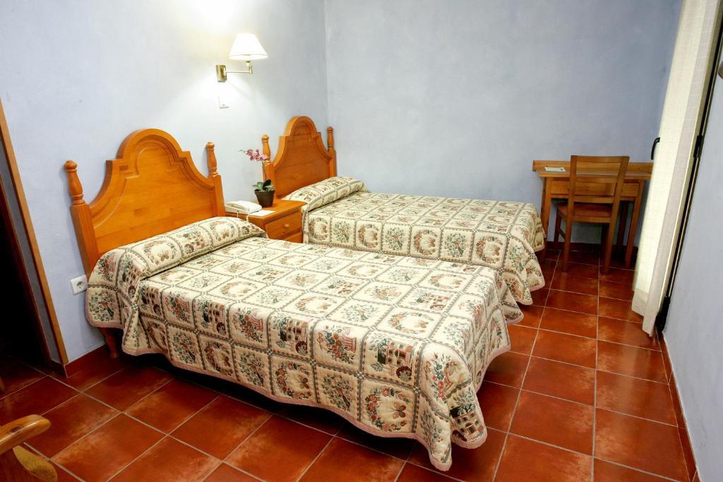 Hotel Rural Ocell Francolí Espluga de Francolí Esterno foto